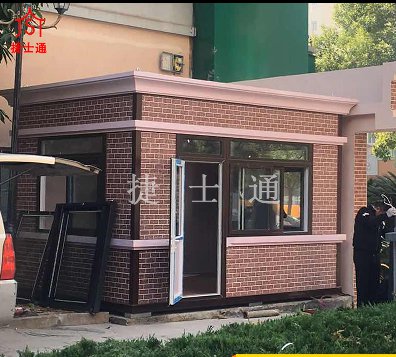 定期對保安崗?fù)みM行保養(yǎng)，有利于小區(qū)長治久安